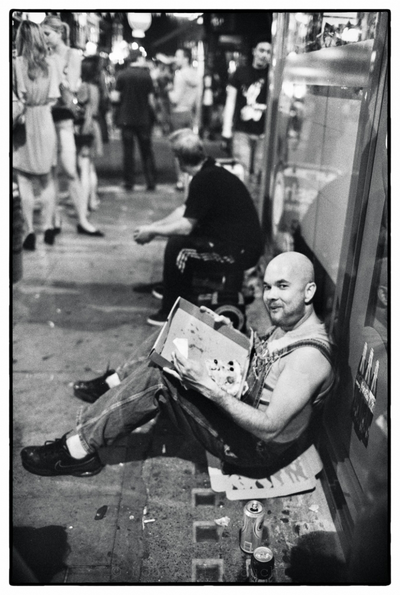 Street Photography London 2012 - Having a pizza