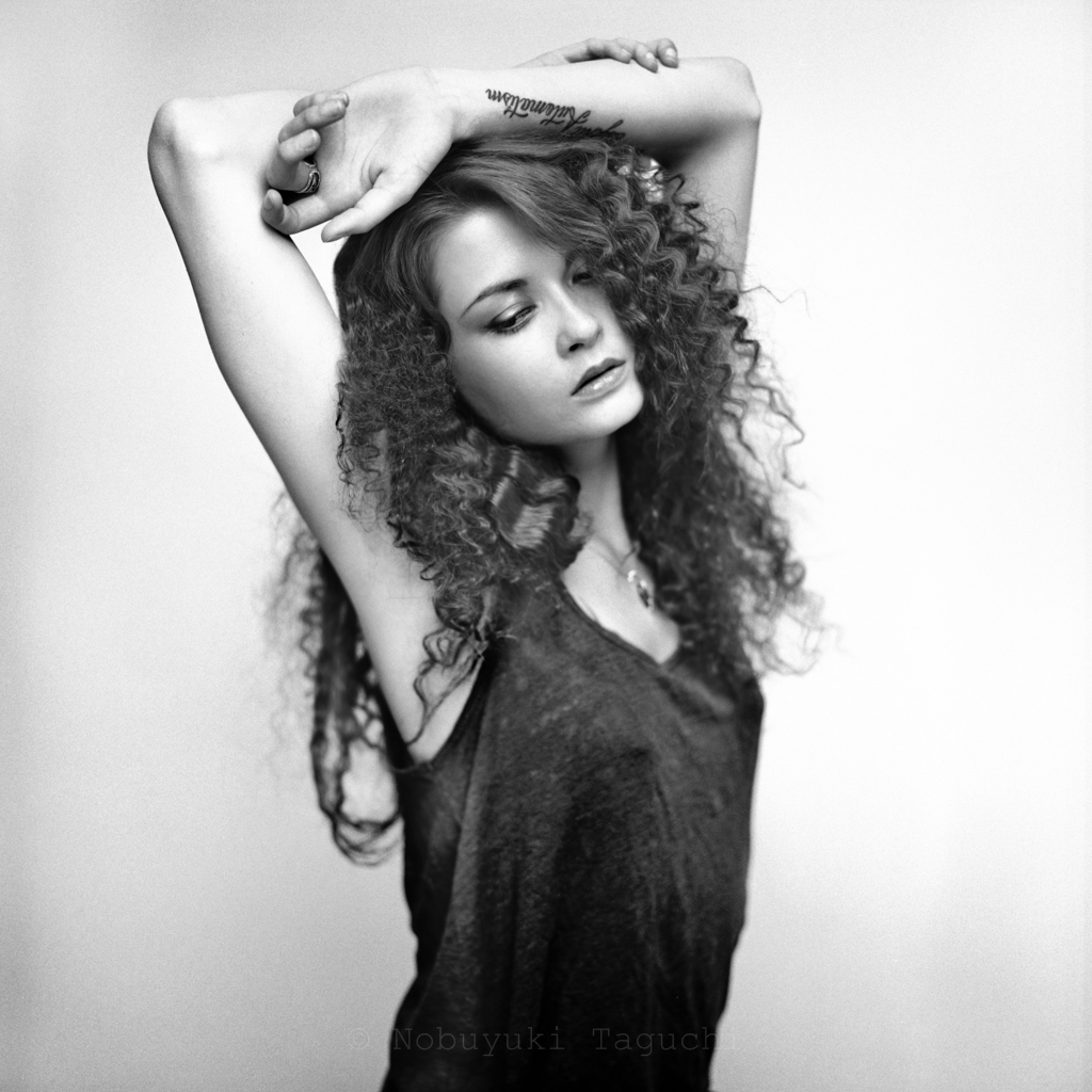 Portrait Photography - Black and White - Nina Sever