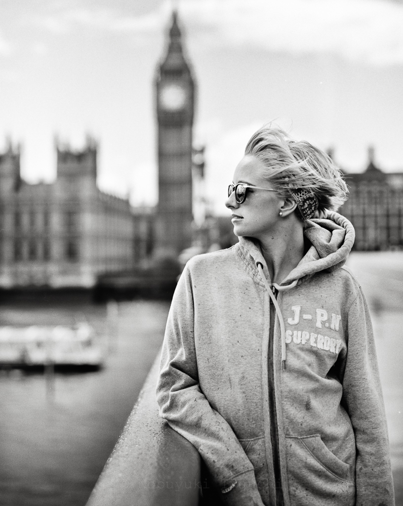 Portrait Location Photography  - Alice Loombe at Westminster Bridge