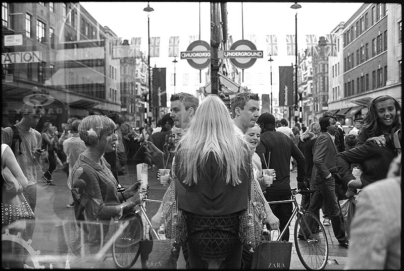 Street Photography London 35mm - Photo 526