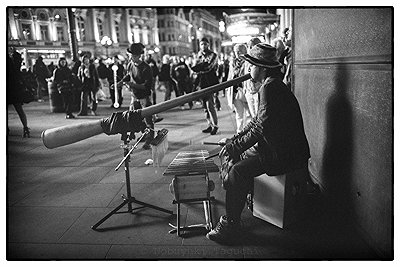 Performance by Keyaki Jimdo in Street of London