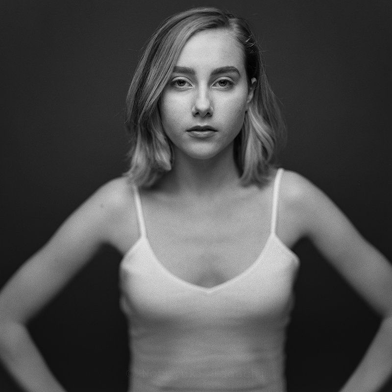 Studio Portrait Photography - Photo 2280